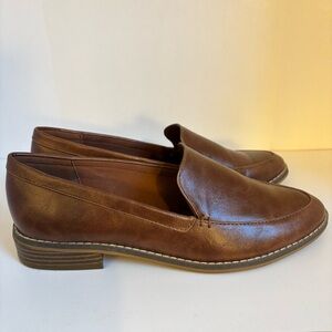 Indigo Rd. Brown Loafers (9M)